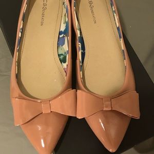 Bcbg Pointy Bow Patent Leather Flats | Blush Pink